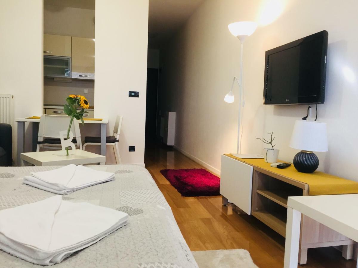 Apartmán Nova galerija Ema Záhřeb Exteriér fotografie